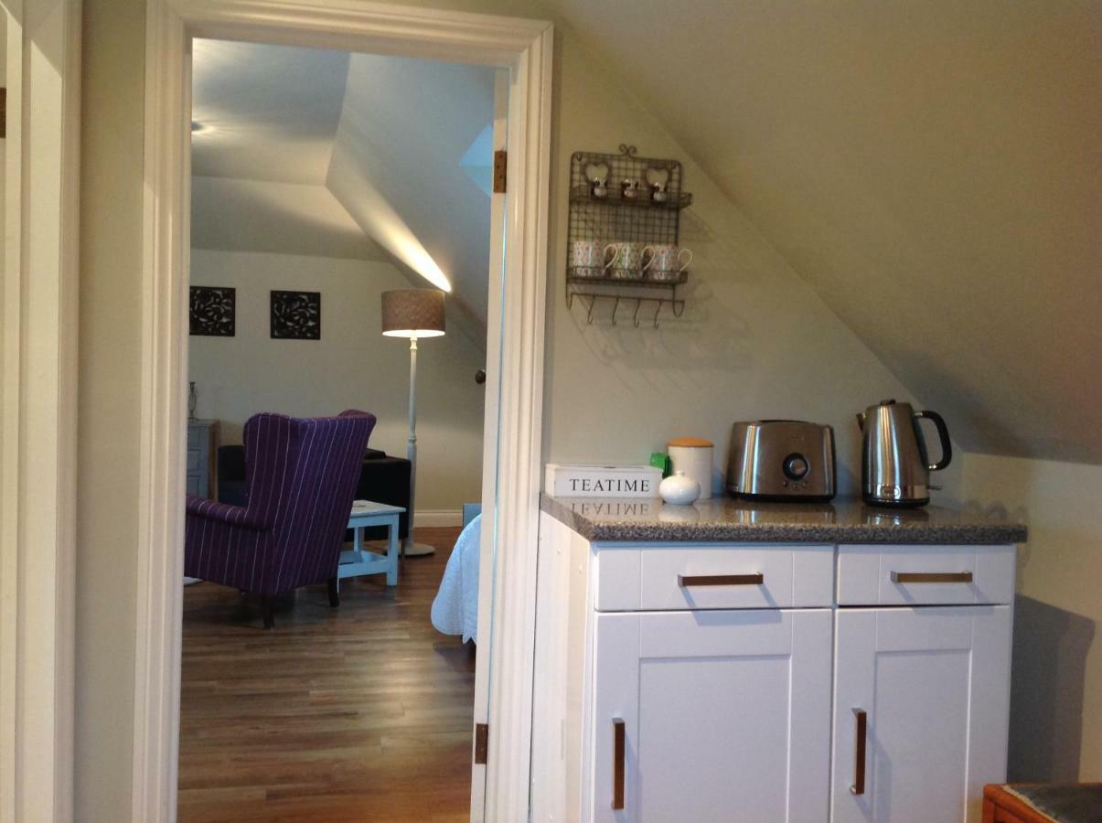 Field Cottage B&B Haywards Heath Bagian luar foto