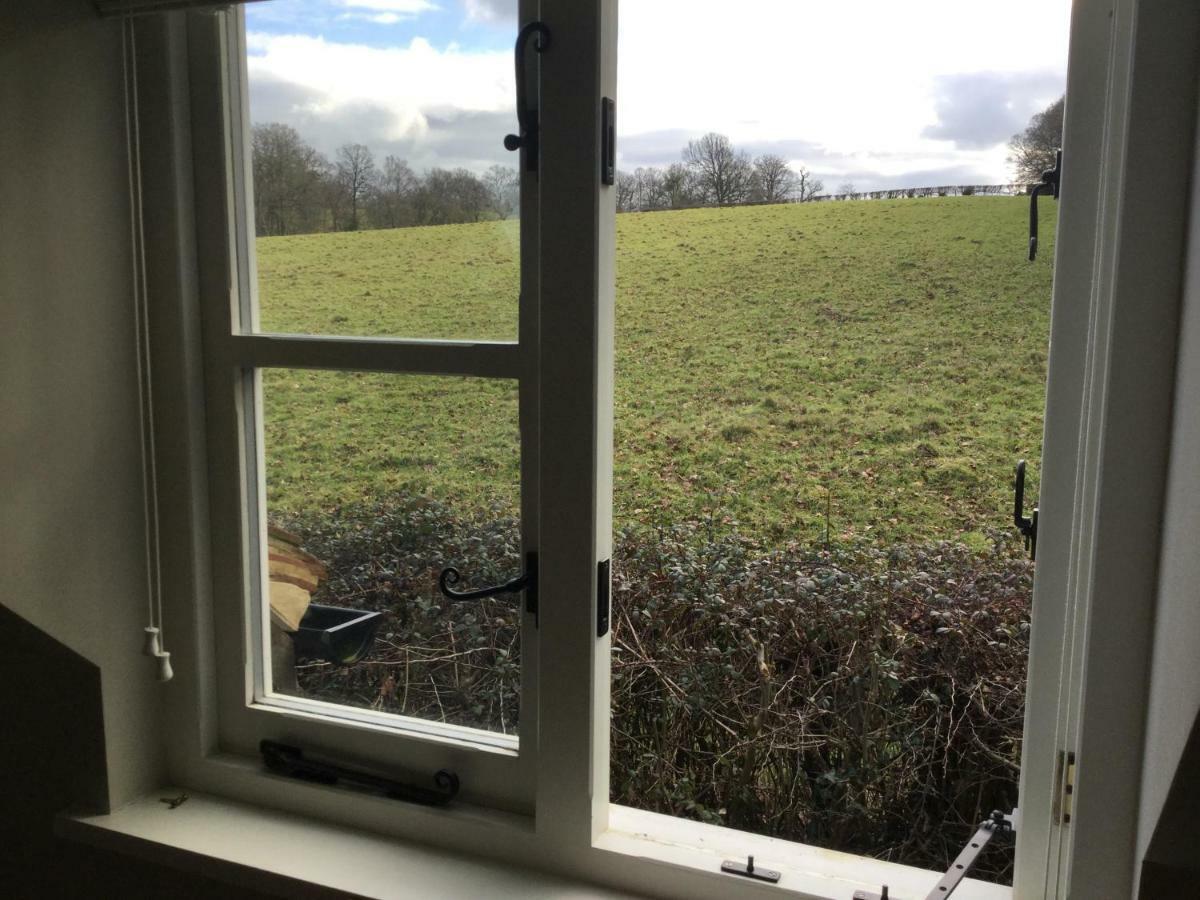 Field Cottage B&B Haywards Heath Bagian luar foto